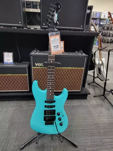 Fender - HM Strat Ice Blue
